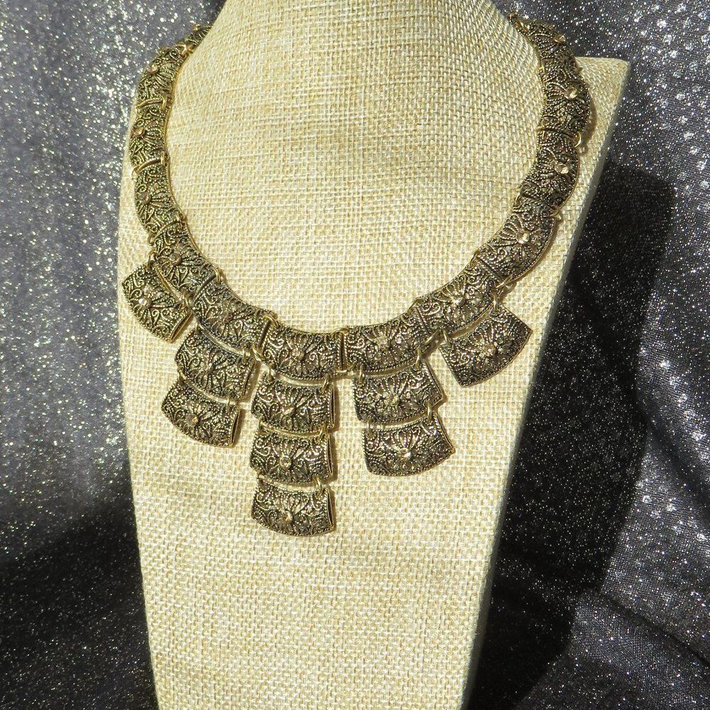 Gold Tone Filigree Bib Necklace...........126